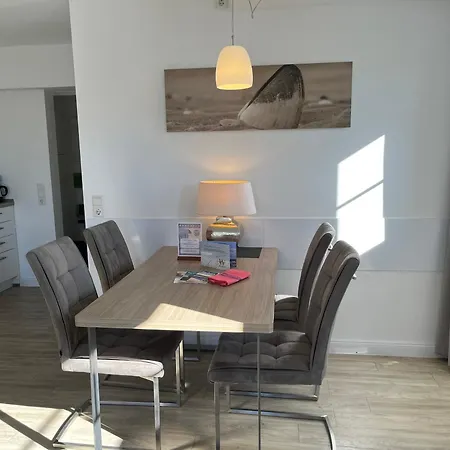 Residenz Anna See: Beachfront Dream Apartment *